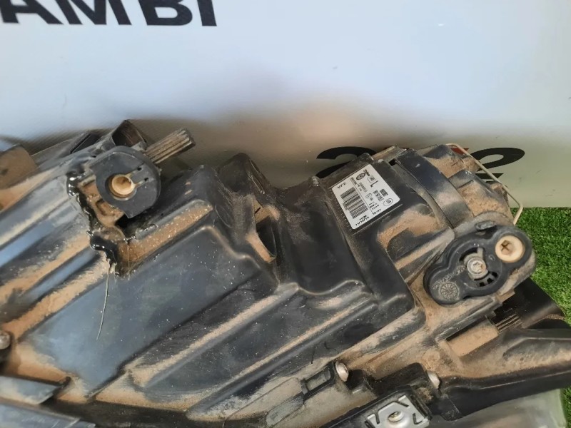 Proiettore ANT SX 6R1941015E Volkswagen POLO VI 2009