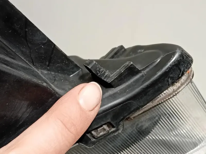 Proiettore ANT SX 31299990 Volvo V60 I 2010