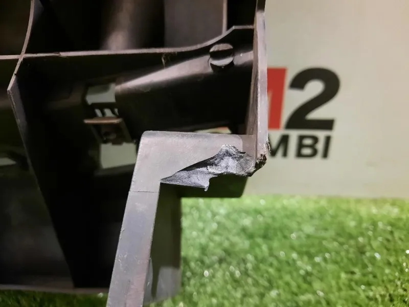 Mascherina Griglia Radiatore 620363336R Renault Kangoo III 2008