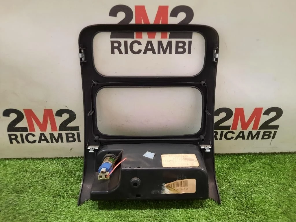 Mascherina Rivestimento Autoradio VM8235 Jeep Cherokee III 2002