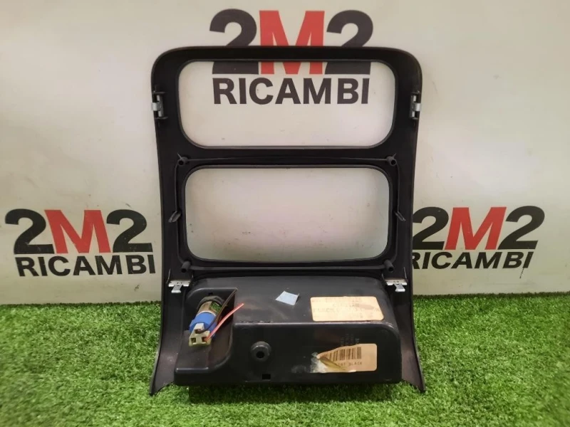 Mascherina Rivestimento Autoradio VM8235 Jeep Cherokee III 2002