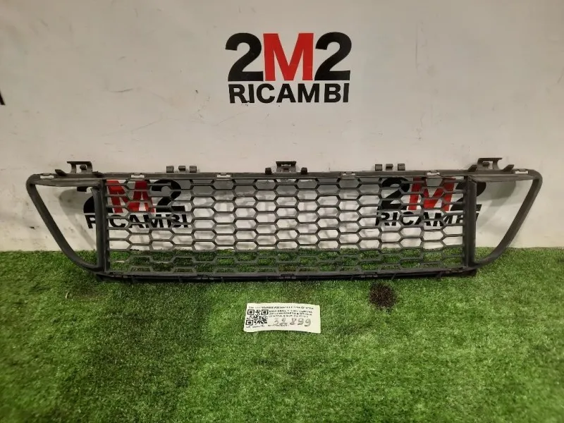 Mascherine Griglia Centrale SUP 51118048969 F20 MASCHERINA CENTRALE PARAURTI Bmw Serie 1 F20 Berlina 2012
