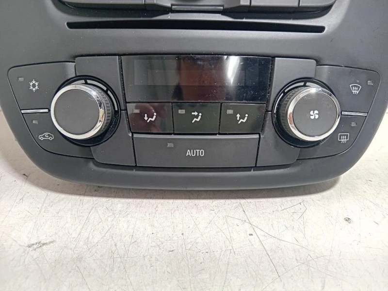 Pulsanti Comando Multifunzione 13273095 Opel Insignia A 2009