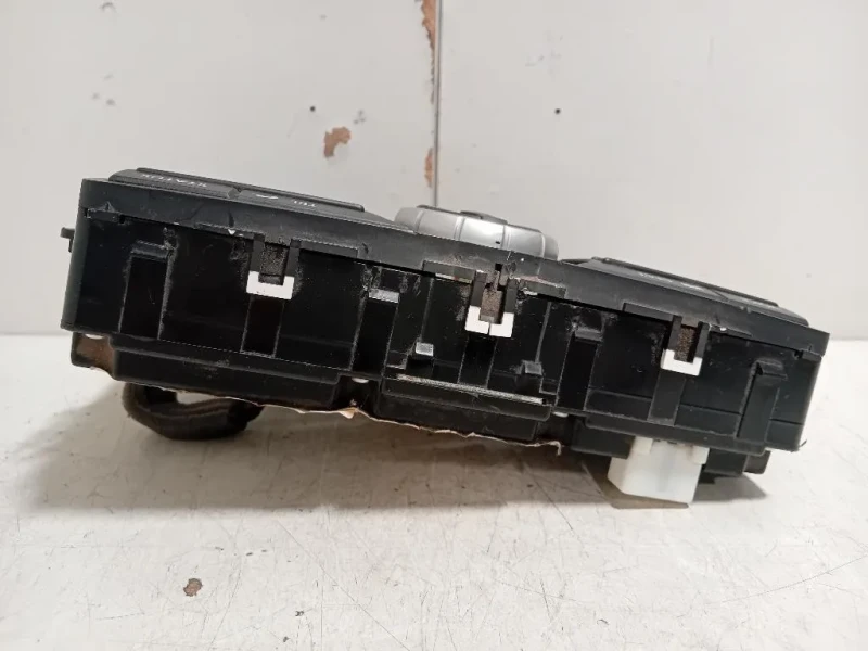 Pulsantiera Multifunzione Centrale 28395 5X00D Nissan Navara 2010