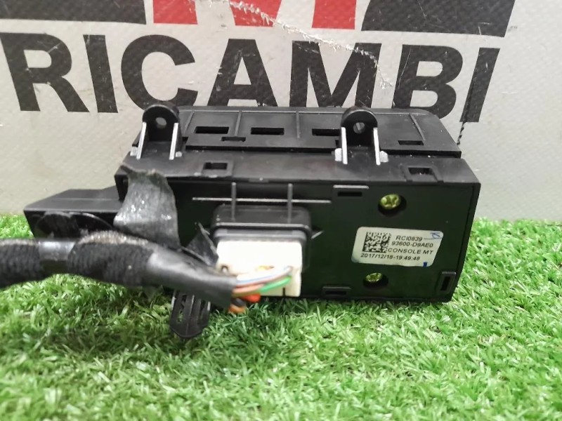 Pulsantiera Multifunzione Console Centrale 93600D9AE0 Kia Sportage IV 2016