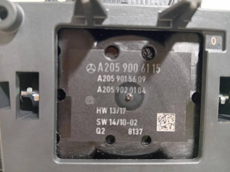 Pulsantiera Navigatore Satellitare A2059006115 Mercedes Classe C W205 2014