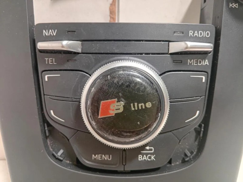 Pulsantiera Unità Autoradio 8V0919614P Audi A3 8VA Sportback 2012
