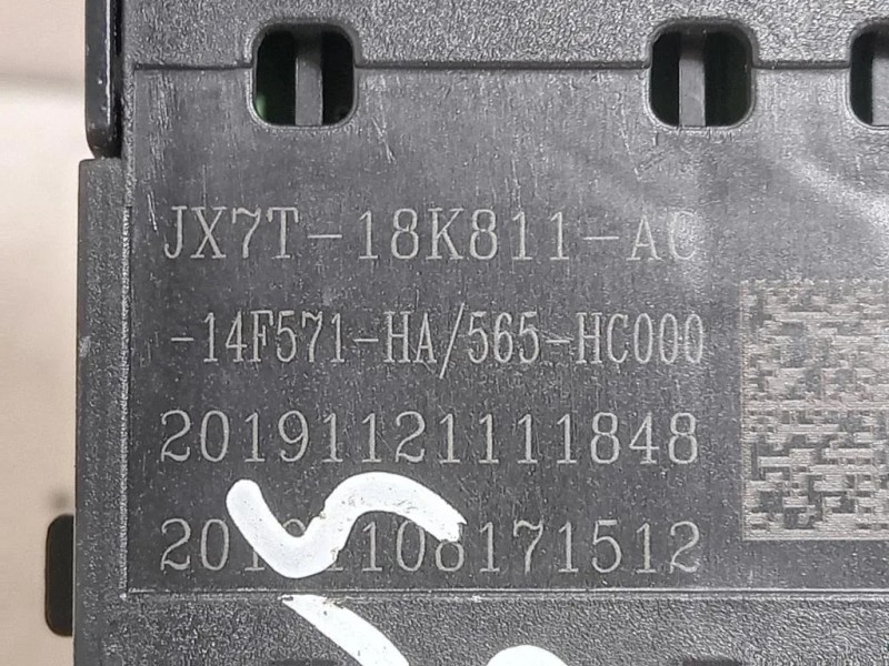 Pulsantiera Unità Autoradio  Ford Focus V 2018