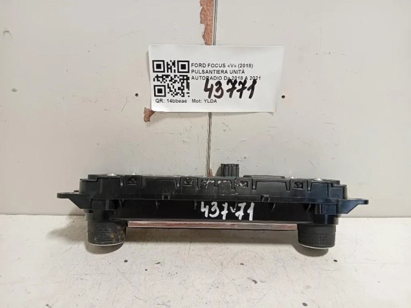 Pulsantiera Unità Autoradio  Ford Focus V 2018