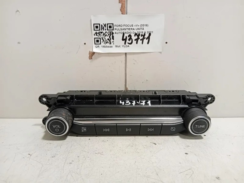 Pulsantiera Unità Autoradio  Ford Focus V 2018