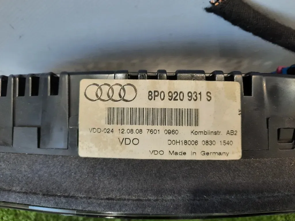 Quadro Strumenti 8P0920931SX Audi A3 8P1 2008