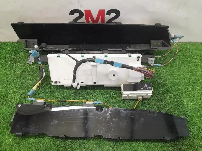 Quadro Strumenti 83800-47220 Toyota Prius II 2009