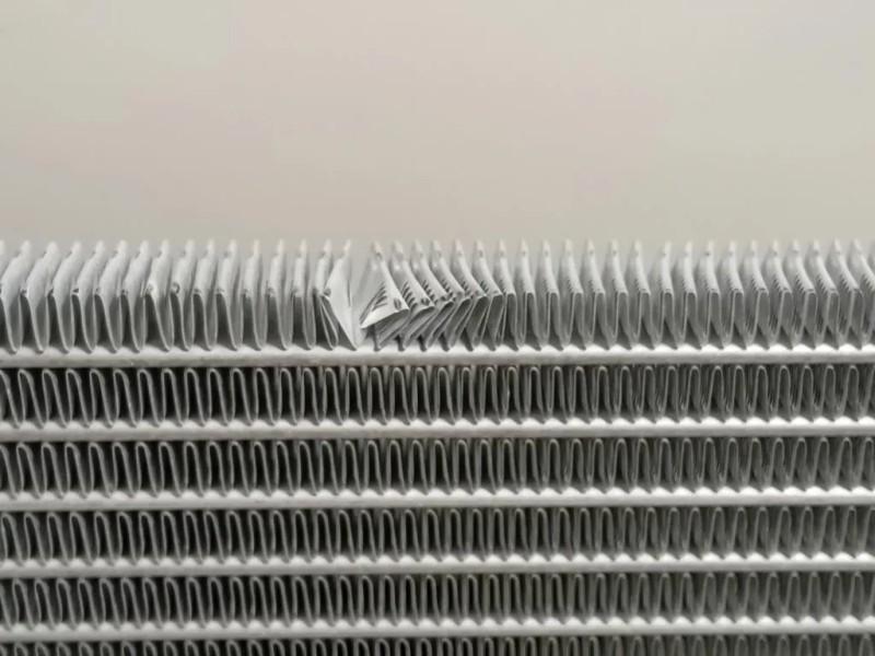 Radiatore Acqua XS5H-8005-EA Ford KA II 2009