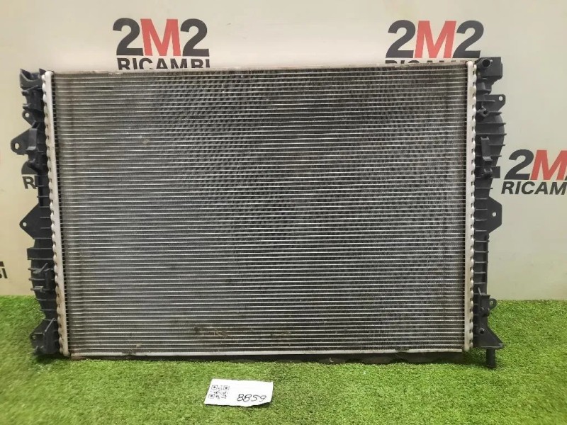 Radiatore Acqua LR075360 GJ328005BB Land Rover Range Rover Evoque II 2019