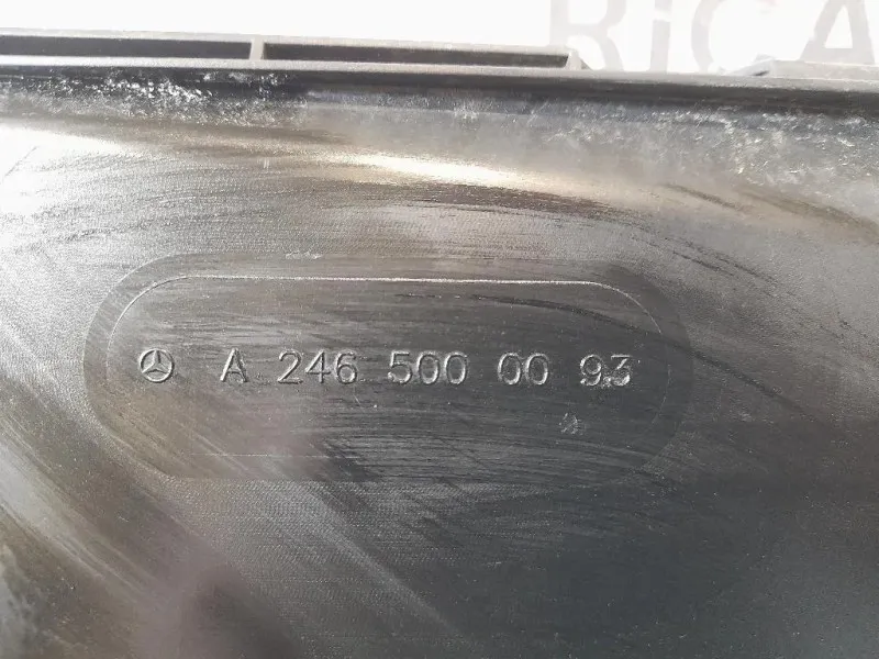 Radiatore Acqua A2465001303 Mercedes Classe A W176 2015