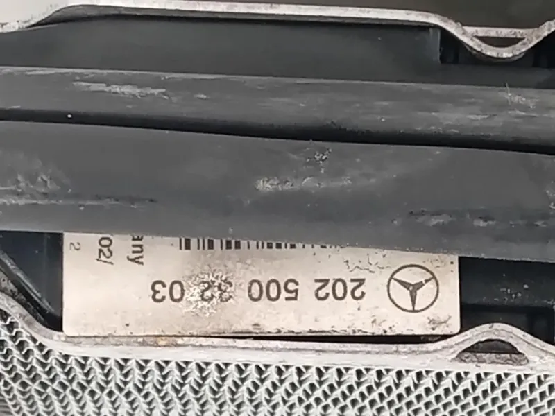 Radiatore Acqua A 202 500 32 03 Mercedes Classe C W202 1994