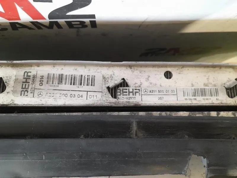 Radiatore Acqua A2515000703 A2515000103 Mercedes Classe R W251 2006