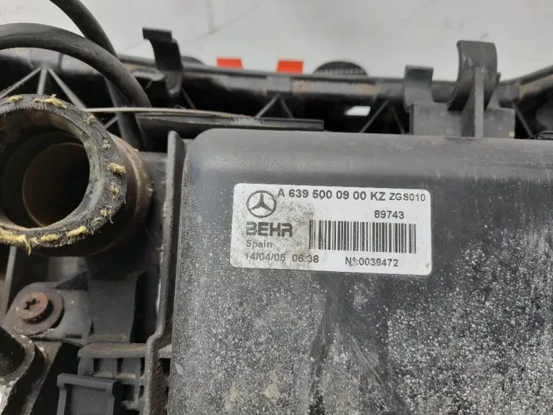 Radiatore Acqua A6395010401 Mercedes VITO W639 2004