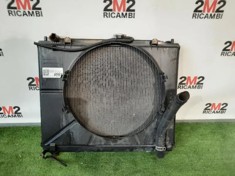 Radiatore Acqua MR404897 Mitsubishi Pajero III 2000
