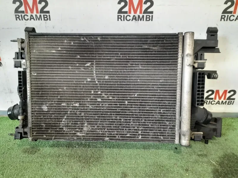 Radiatore Acqua 13267655 Opel Astra J 2010