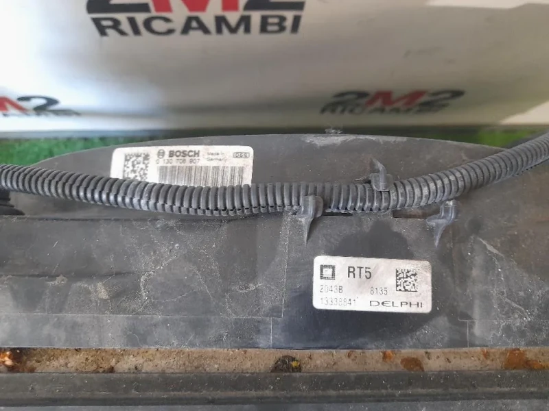 Radiatore Acqua 13338841 13377763 Opel Insignia A 2009