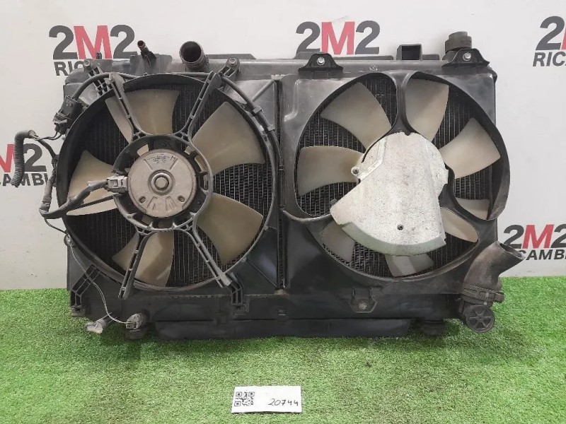 Radiatore Acqua 1640027061 0227403842 Toyota RAV 4 II 2000