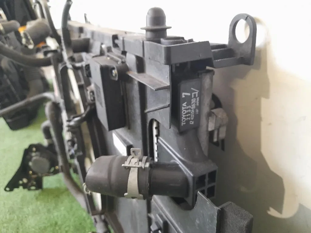 Radiatore Acqua 4221348630 Toyota Yaris IV 2014