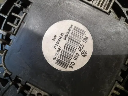 Radiatore Acqua 1K0121251P 1K0959455DM Volkswagen GOLF V 2004