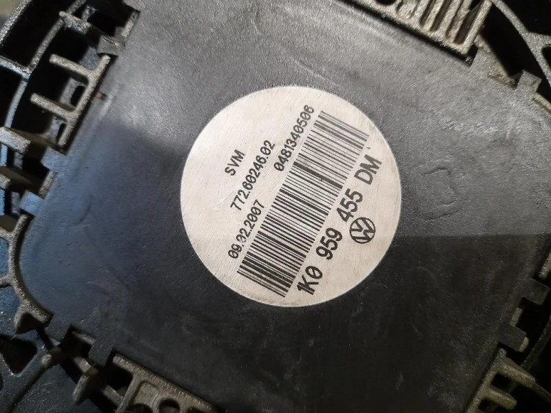 Radiatore Acqua 1K0121251P 1K0959455DM Volkswagen GOLF V 2004