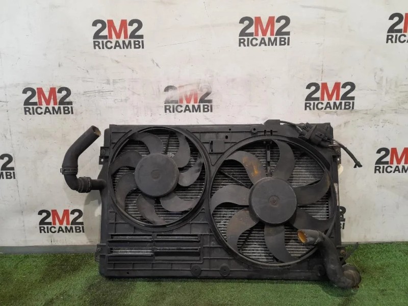 Radiatore Acqua 1K0121251N Volkswagen GOLF V 2004