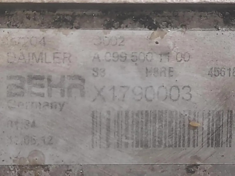 Radiatore OLIO X1790003 Mercedes Classe C W204 2011