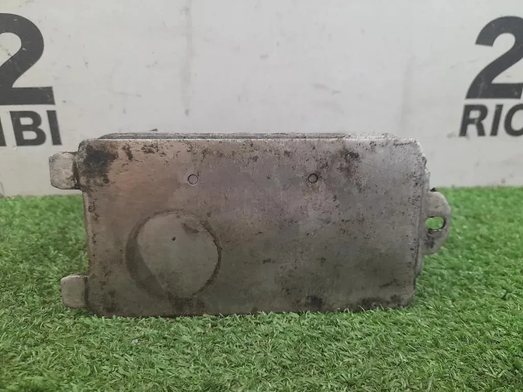 Radiatore OLIO Cambio AUT AW837A095AA Jaguar XF I 2011