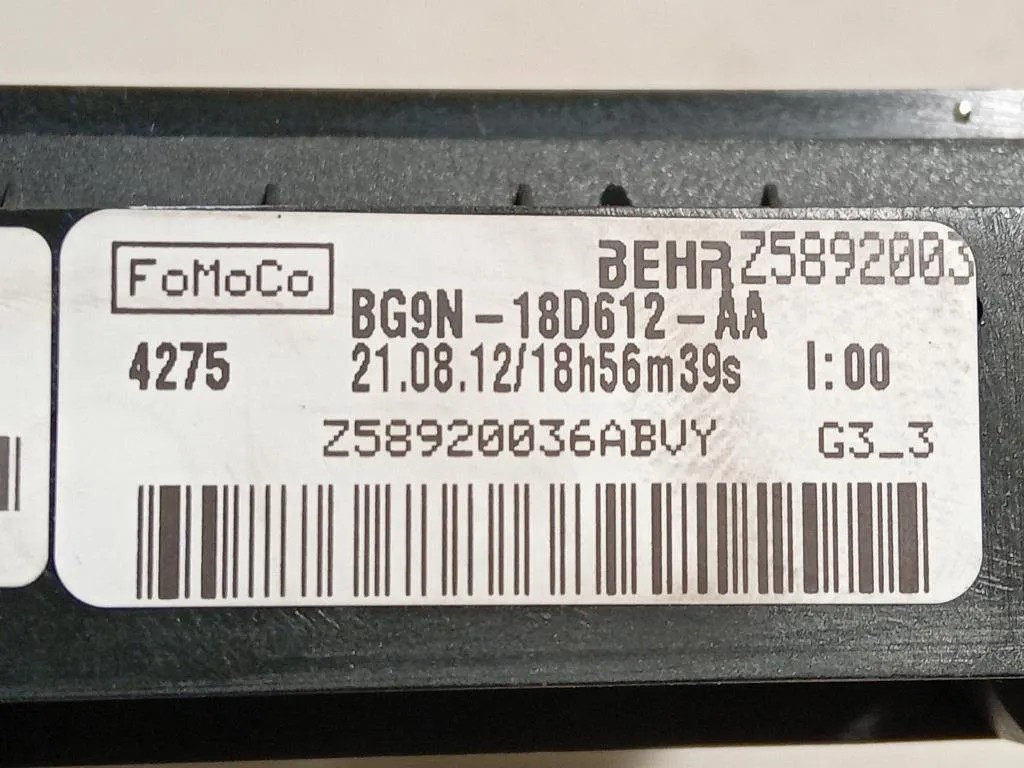 Radiatore Riscaldamento BG9N-18D612-AA Land Rover Range Rover Evoque I 2011