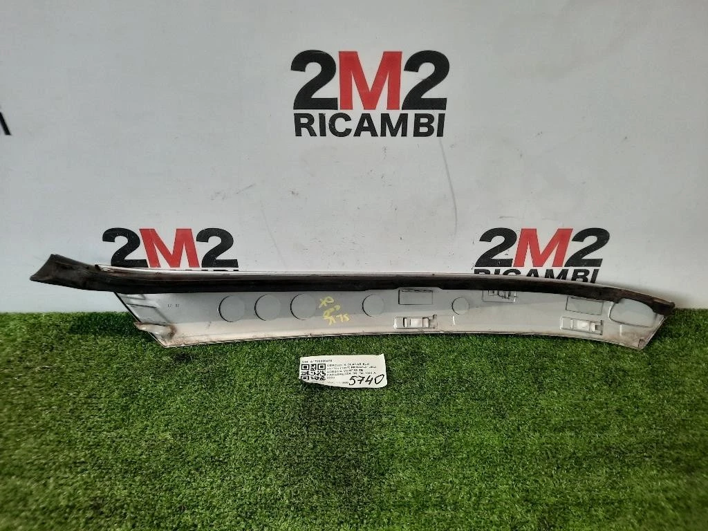 Modanatura Adesiva Montante Parabrezza DX A1706980498 Mercedes Classe SLK R170 1997