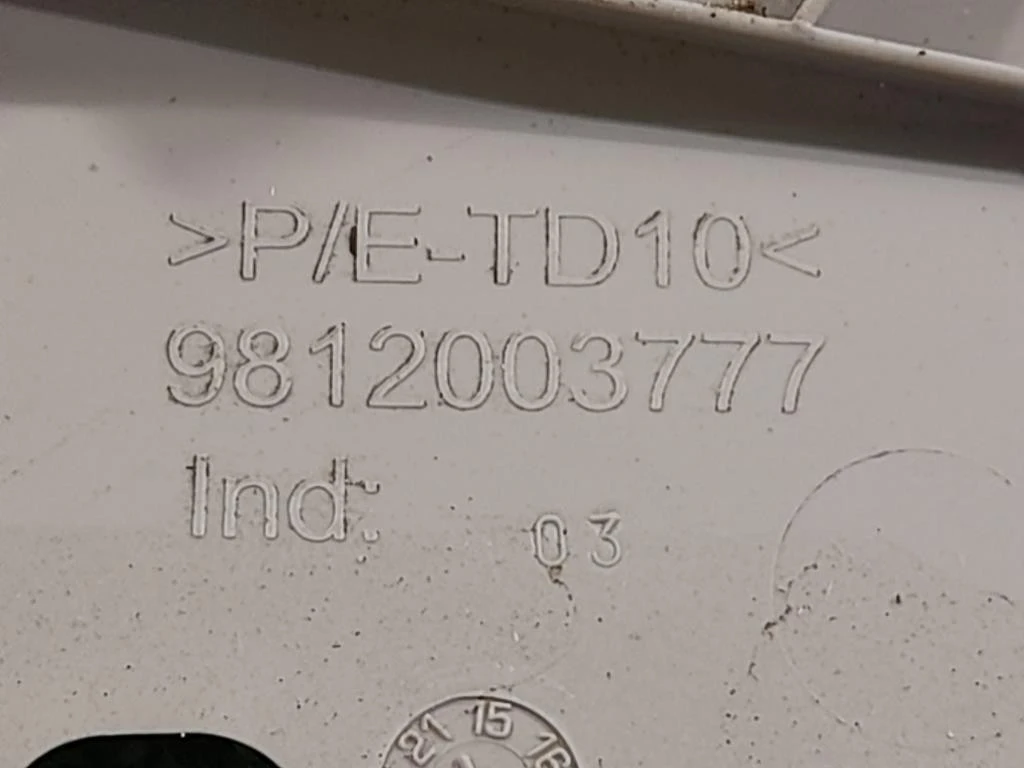 Modanatura Adesiva Montante Parabrezza SX 9812003777 Citroen C3 III 2016