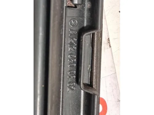 Modanatura Adesiva Montante Parabrezza SX A2126900982 Mercedes Classe GLE W166 2015