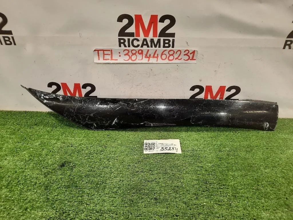 Modanatura Adesiva Montante Parabrezza SX A1716900139 Mercedes Classe SLK R171 2004