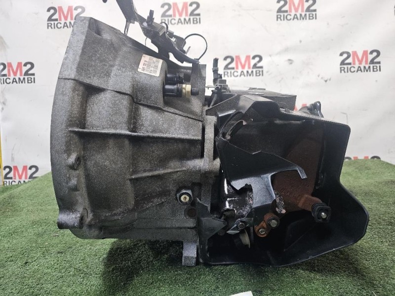 Cambio F6JBD 8A6R7002EB Ford Fiesta VI 2008