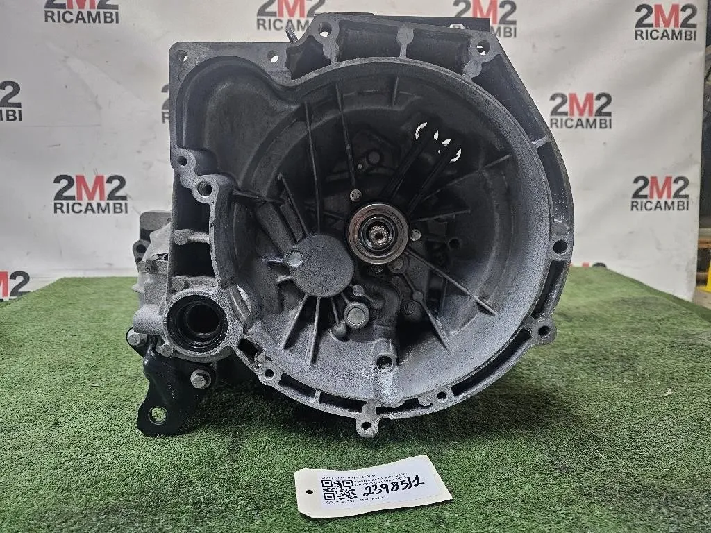 Cambio F6JBD 8A6R7002EB Ford Fiesta VI 2008