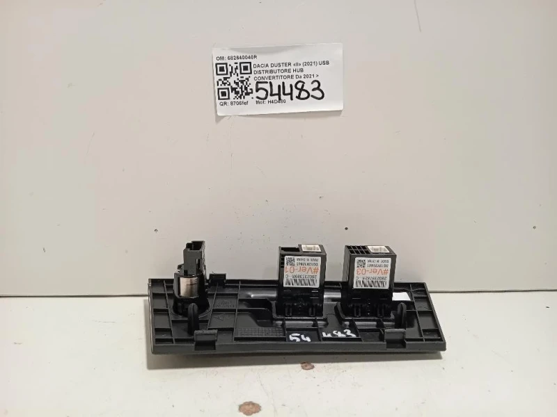 USB Distributore HUB Convertitore 682640040R Dacia Duster II 2021