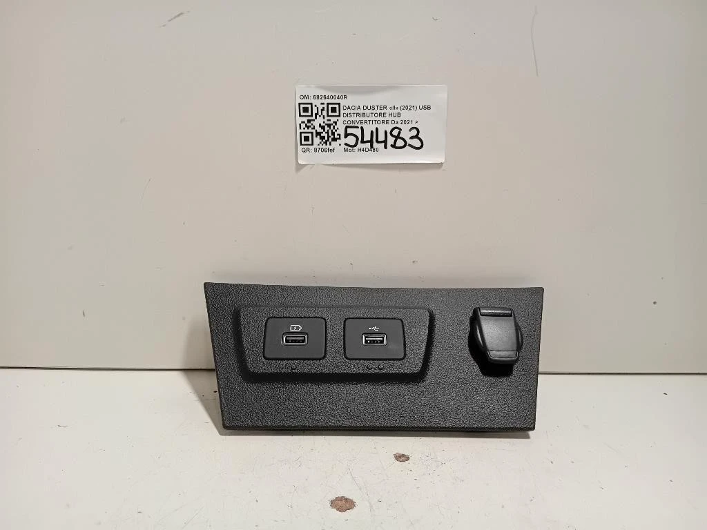 USB Distributore HUB Convertitore 682640040R Dacia Duster II 2021