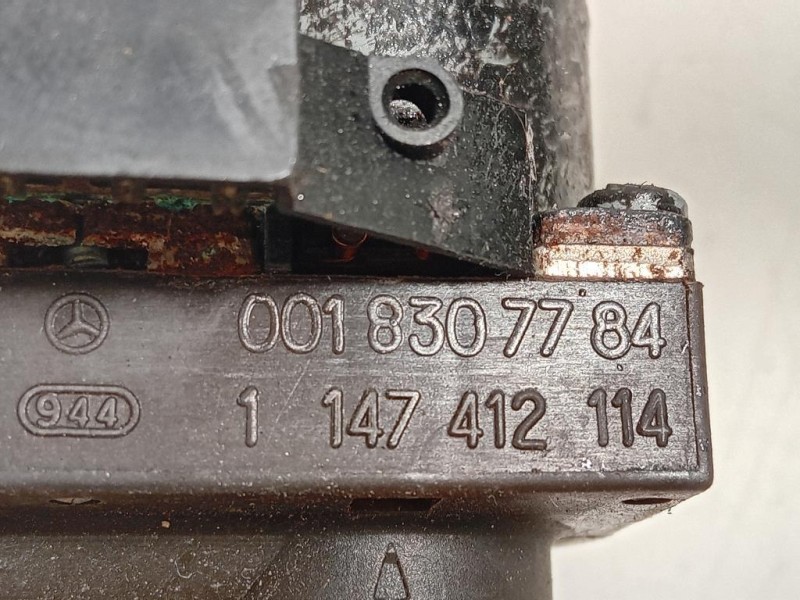 Valvola DI Scarico 0018307784 1147412114 Mercedes Classe SLK R170 1997