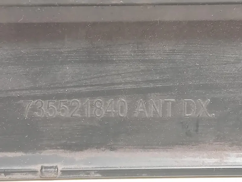 Modanatura Adesiva Porta ANT DX 735521840 Fiat 500L 2013