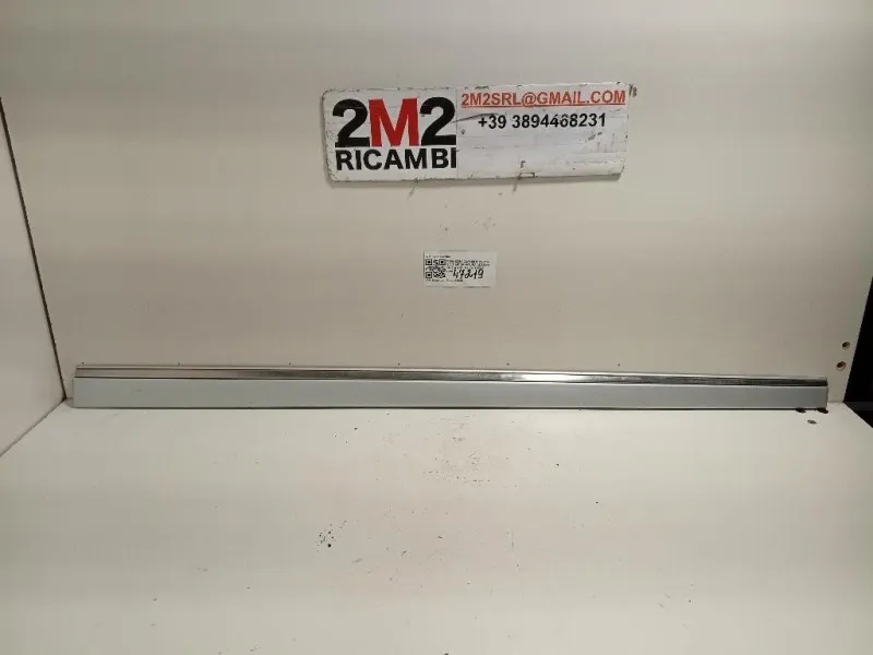 Modanatura Adesiva Porta ANT DX A2116902062 Mercedes Classe E W211 2002