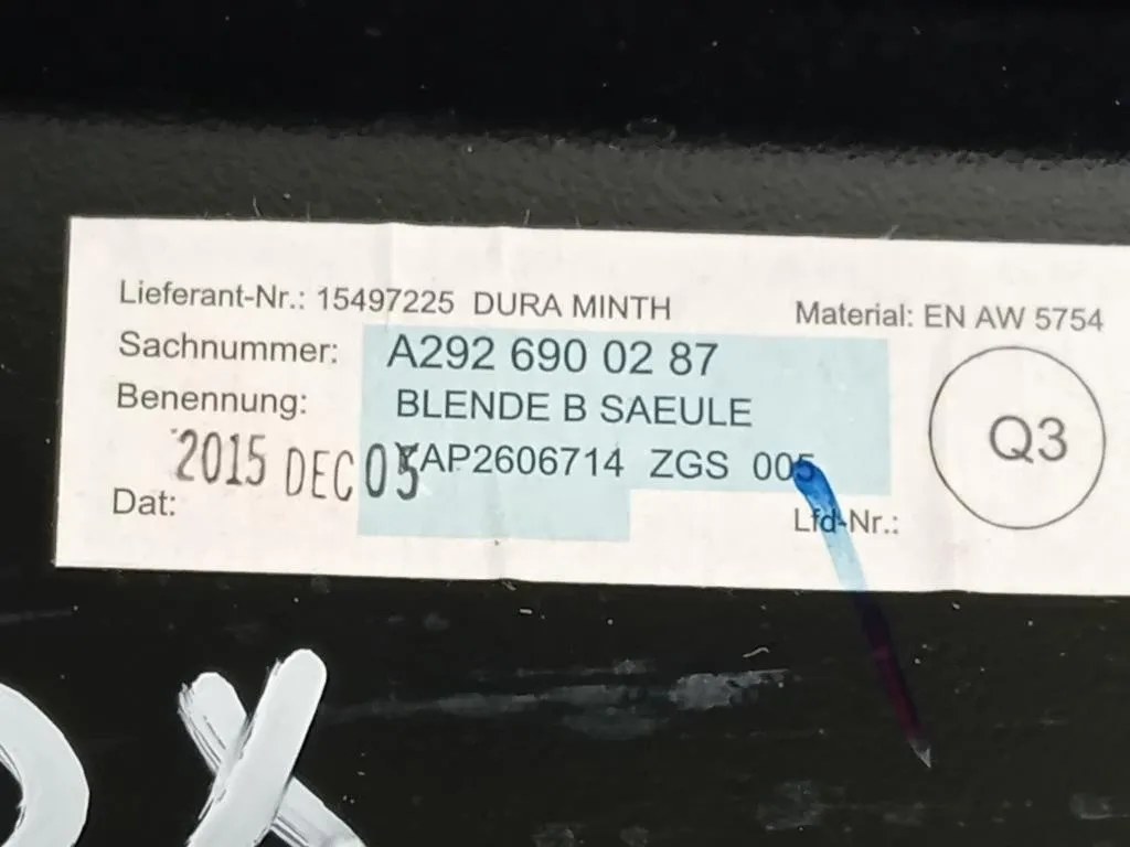 Modanatura Adesiva Porta ANT DX A2926900287 Mercedes Classe GLE W166 2015