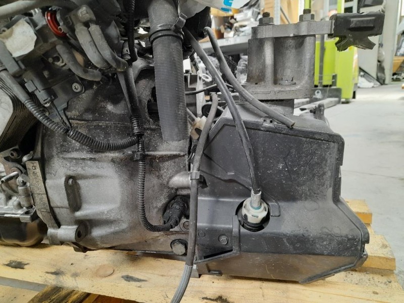 Cambio UGJC BA6R7002ABB Ford Fiesta VI 2012