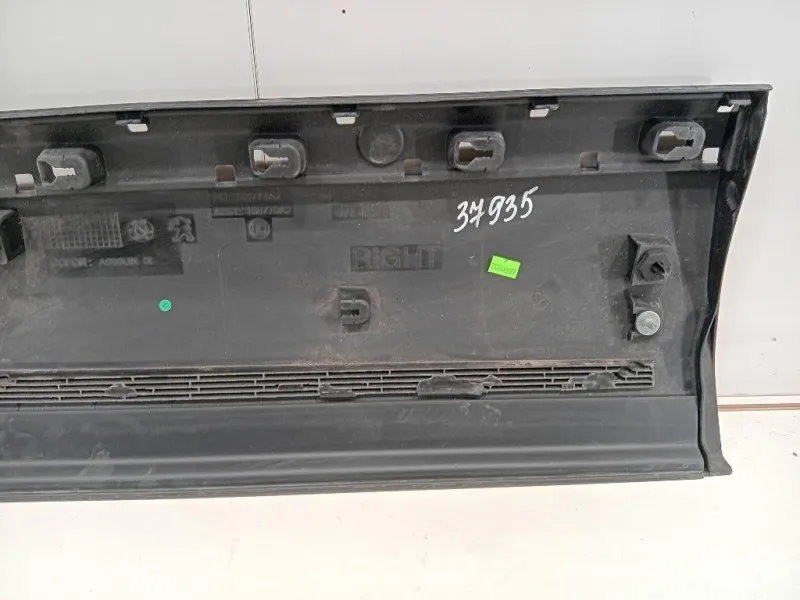 Modanatura Adesiva Porta ANT DX 9811404077 Peugeot 5008 II 2017