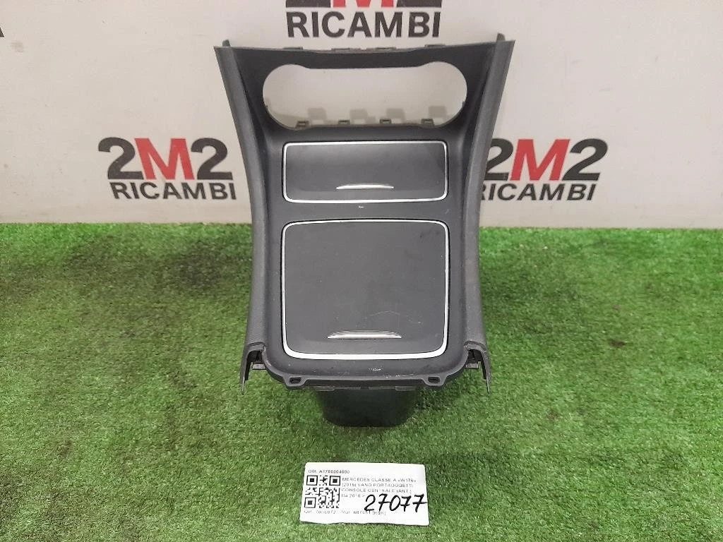 VANO Portaoggetti Console Centrale ANT A1766804600 Mercedes Classe A W176 2015