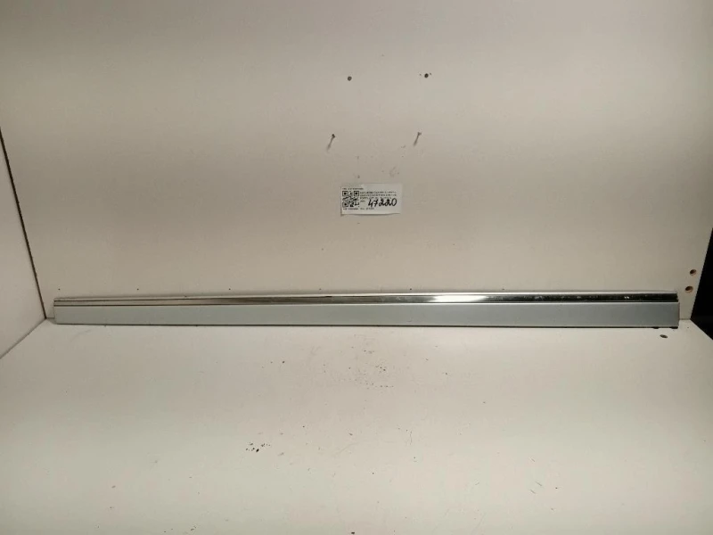 Modanatura Adesiva Porta ANT SX A2116901962 Mercedes Classe E W211 2002