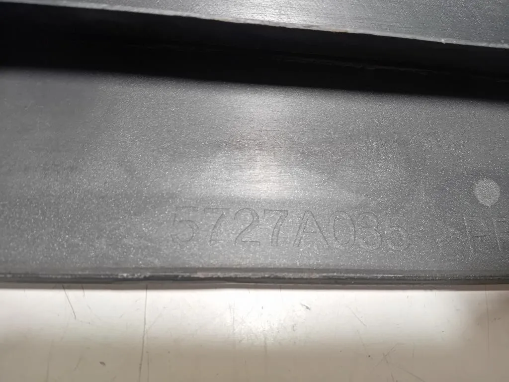 Modanatura Adesiva Porta ANT SX 5727A035 Mitsubishi Pajero IV 2007